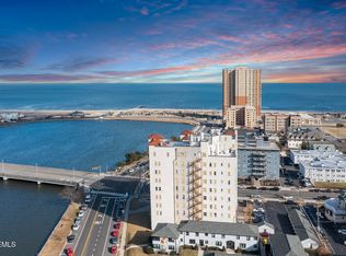 400 Deal Lake Dr APT 5F, Asbury Park, NJ