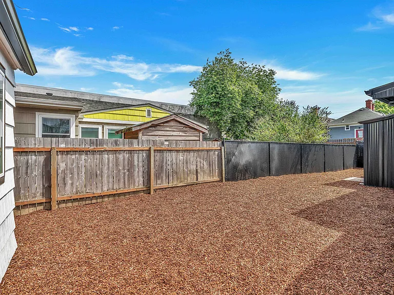 2934 SE 16th Ave — Photo 16
