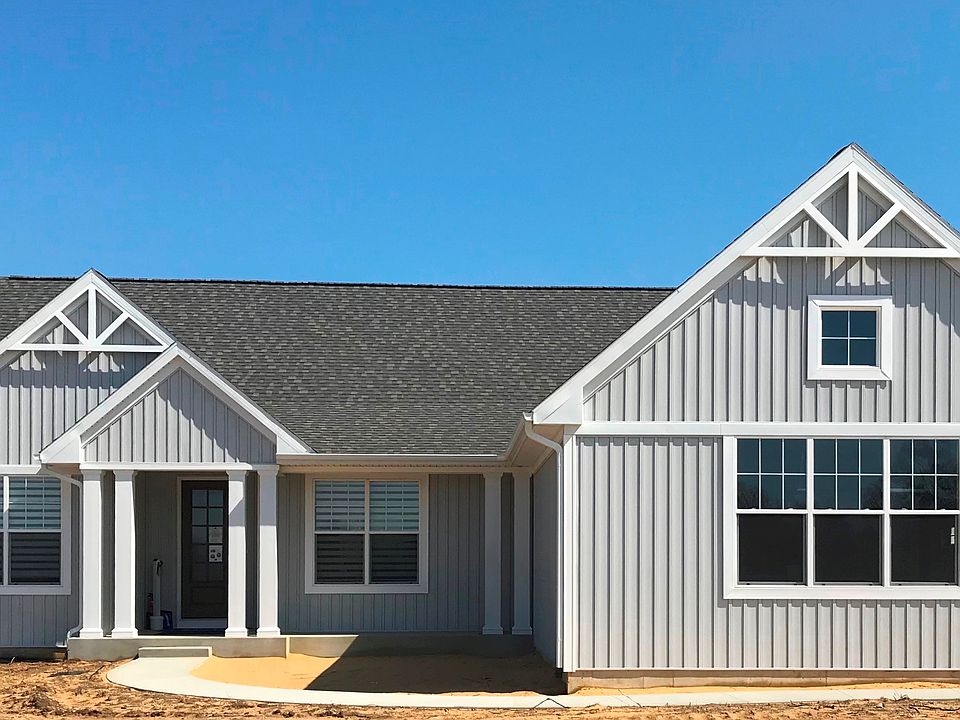 Aspen example with side load garage