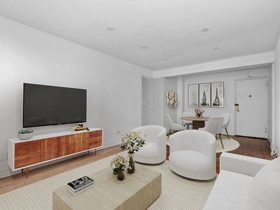 50-21 39th Pl APT 5H, Queens, NY, 11104
