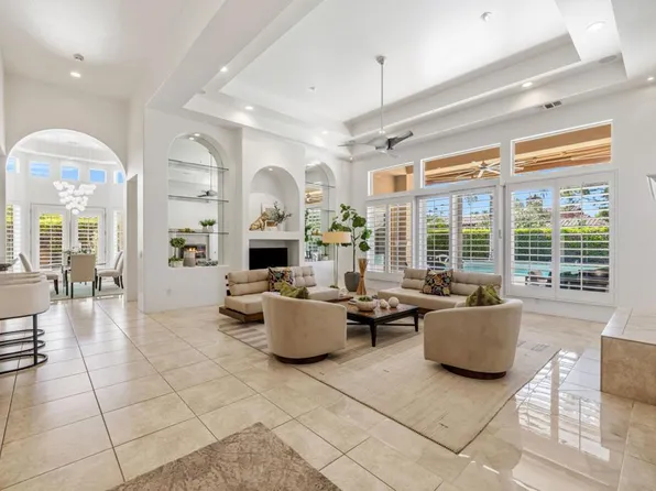 14 Collegiate Cir, Rancho Mirage, CA 92270