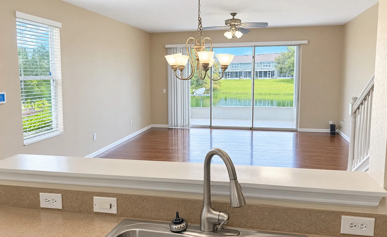 3 bed, 2.5 bath, 1580 sqft, $1,750 — Photo 3