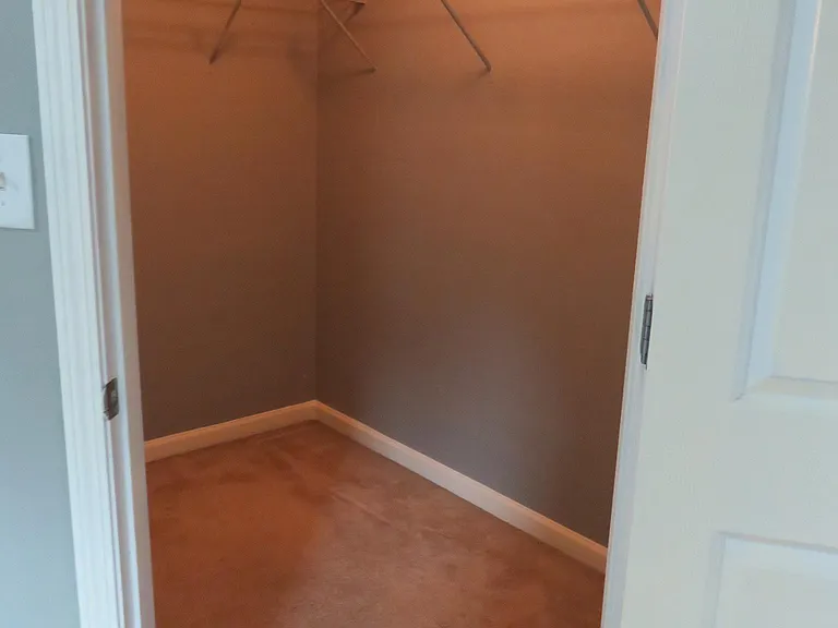 2492 Emma Way — Photo 12
