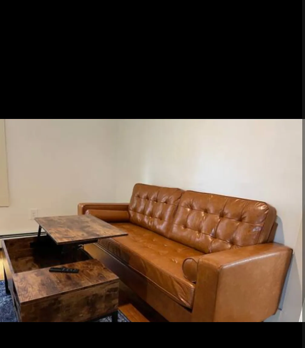 2 bed, 600 sqft, $1,900 — Photo 2