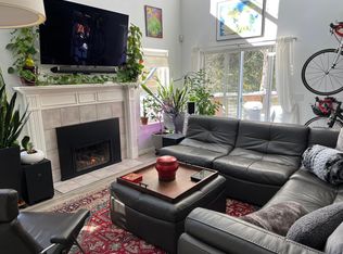 8954 SW Zander Ct, Portland, OR 97223