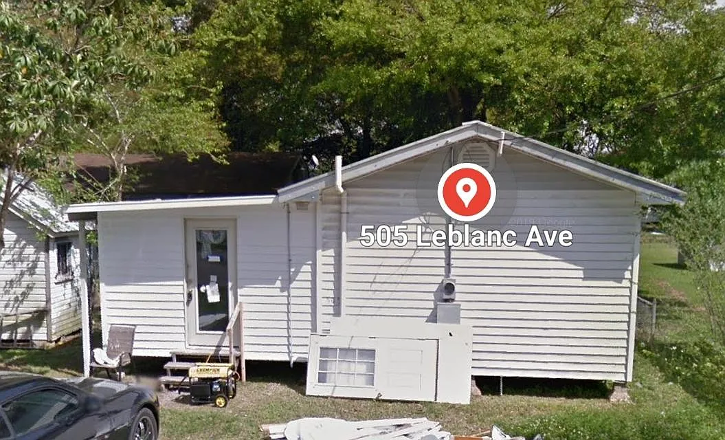 Building Photo - 505 Leblanc St