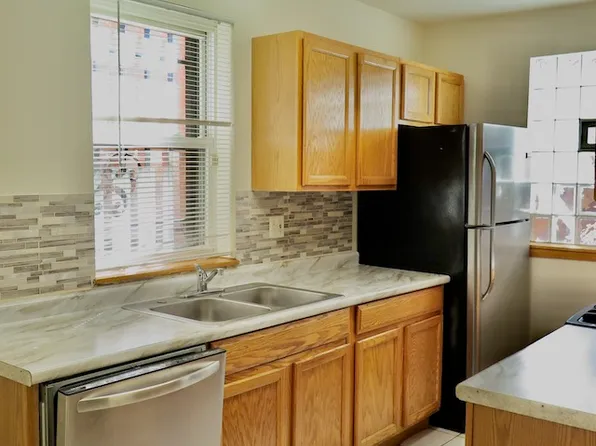 4354 S Drexel Blvd #A, Chicago, IL 60653