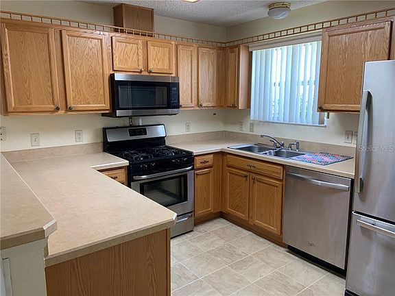 5th image of 16903 SE 96th Chapelwood Cir