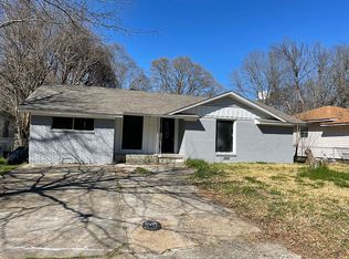 601 Arizona Ave, Wake Village, TX 75501