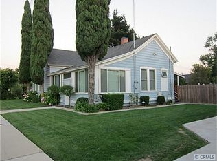 118 Edgewood Rd, Santa Ana, CA 92706