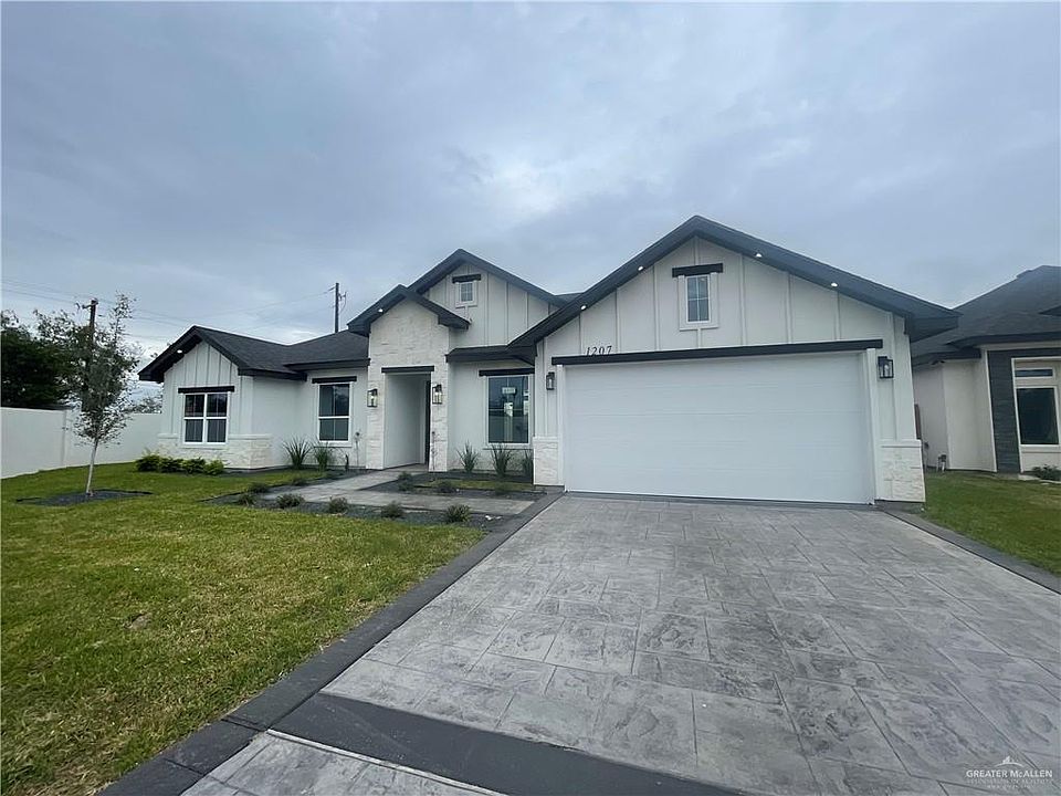 1st image of 1207 Moses Dr