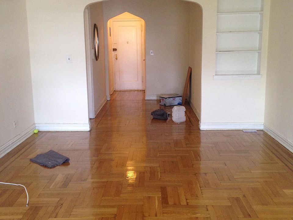 2nd image of 36 Clinton Pl #1J
