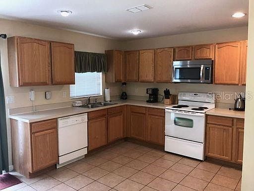 2nd image of 110 Granada Ct