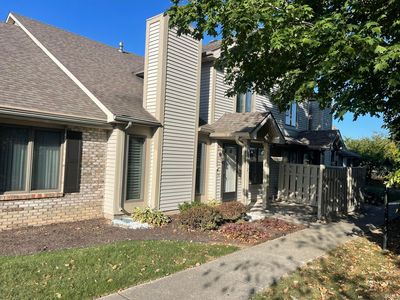 8012 Harrisburg Ln, Fort Wayne, IN, 46835
