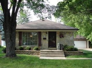 1130 W Silver Spring Dr, Glendale, WI 53209