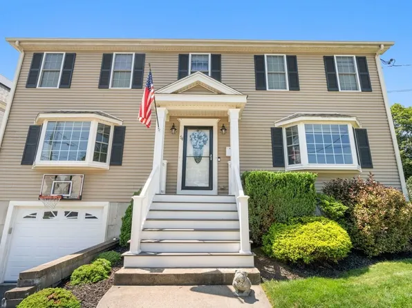 94 Como Rd, Hyde Park, MA 02136