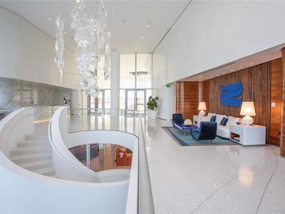 16901 Collins Ave APT 1002, Sunny Isles Beach, FL, 33160