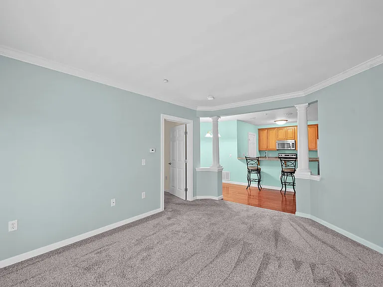 6 Woodman Way #408 — Photo 10
