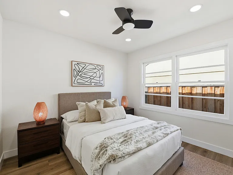 641 Toyon Ave — Photo 11