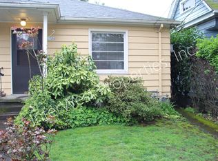 1724 SE Salmon St, Portland, OR 97214
