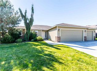 2960 Sawgrass Loop, Richland, WA 99354