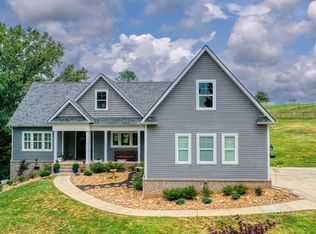 2428 Whisper Creek Dr, Friendsville, TN 37737