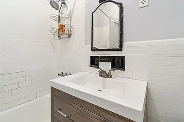 Rented by Avi Nash Associates