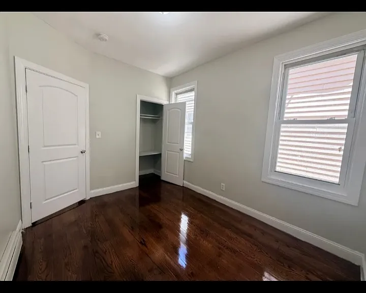 203 N 15th St #3L — Photo 9
