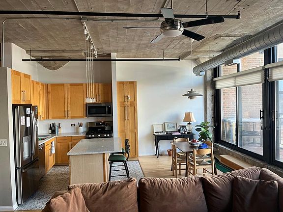 2nd image of 1516 S Wabash Ave #505