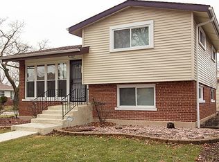 8456 S Dorchester Ave, Chicago, IL 60619