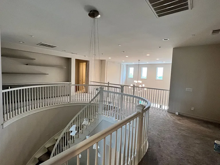 4205 Hidden Oaks Dr — Photo 32