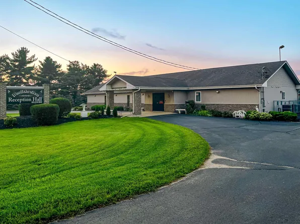 2585 Yale Bridge Rd, South Beloit, IL 61080