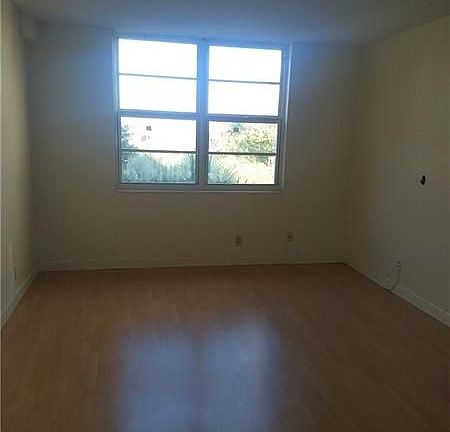 5th image of 9460 Tangerine Pl APT 402