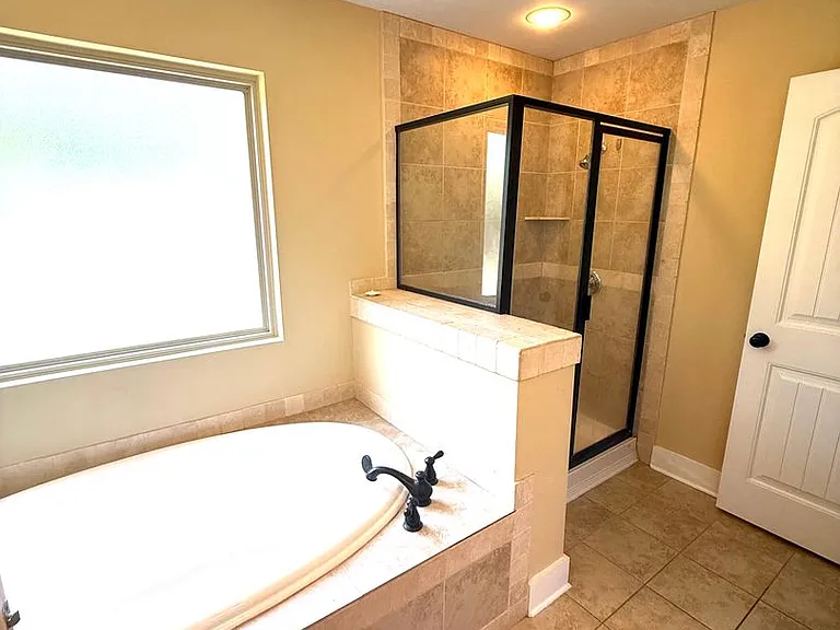 6605 Rock Ledge Rd — Photo 9