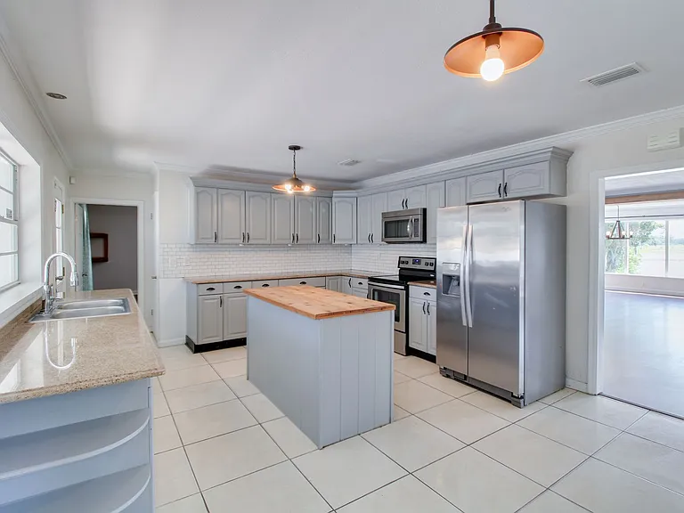 8875 Lake Florence Blvd — Photo 13