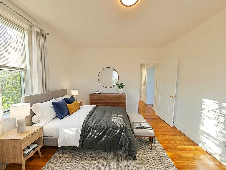 2031 Commonwealth Ave #16 — Photo 4