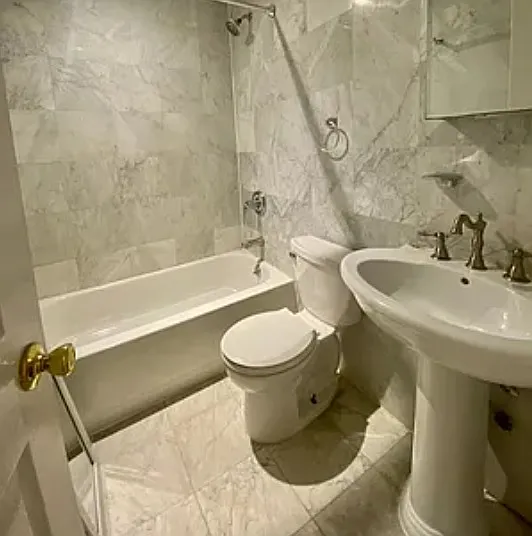 31 E 21st St #5C — Photo 6