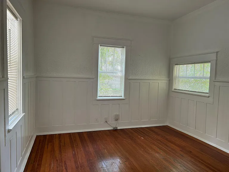 306 W North St #A — Photo 14