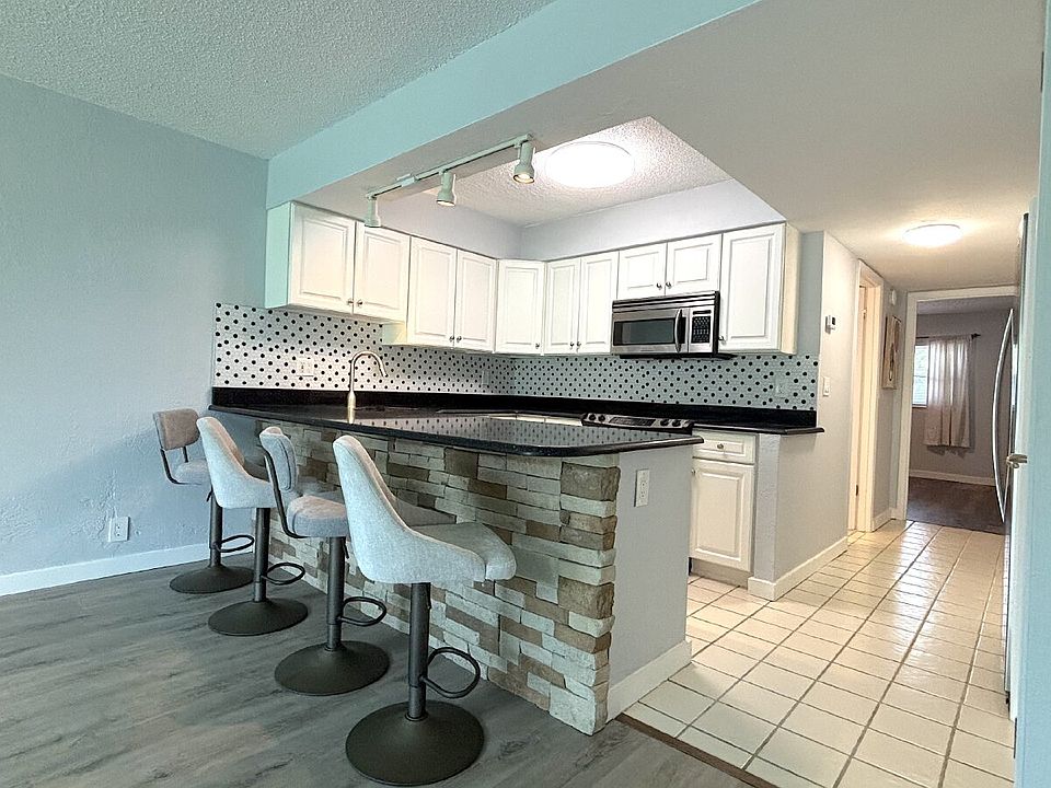 1st image of 1437 N Atlantic Ave APT 105