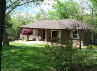 2729 Shagbark Cir, Jefferson City, MO 65109