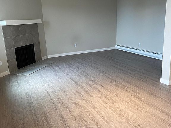 4th image of 10138 NE 64th St #14