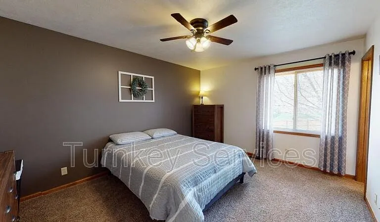 204 Summerset Dr — Photo 9