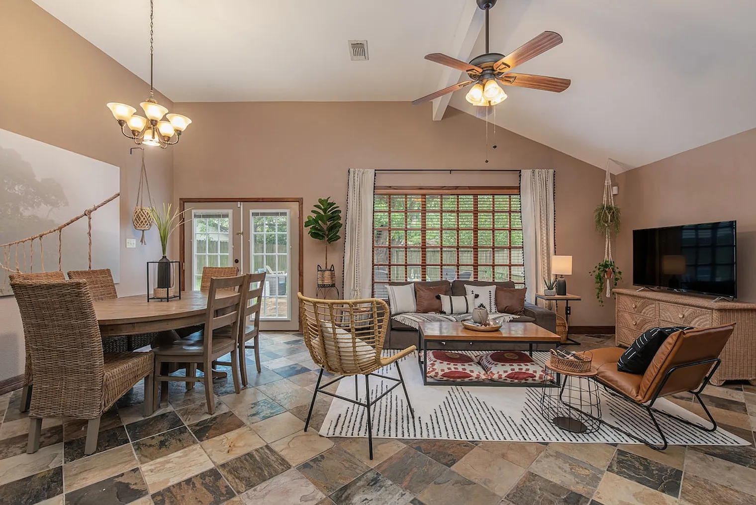 2 bed, 1.0 bath, $3,435 — Photo 4