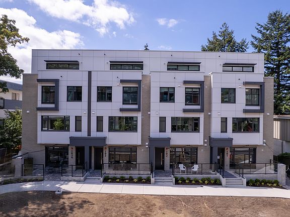 2nd image of 433 E 3rd St #103