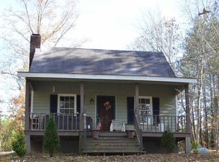 725 Donahoo Rd SE, Silver Creek, GA 30173