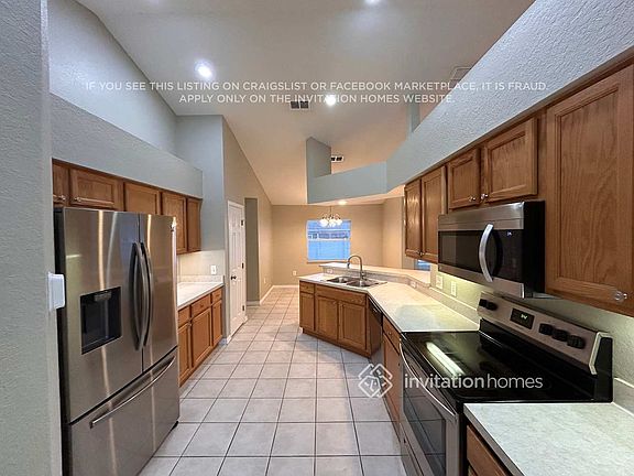5th image of 2541 Pine Valley Dr