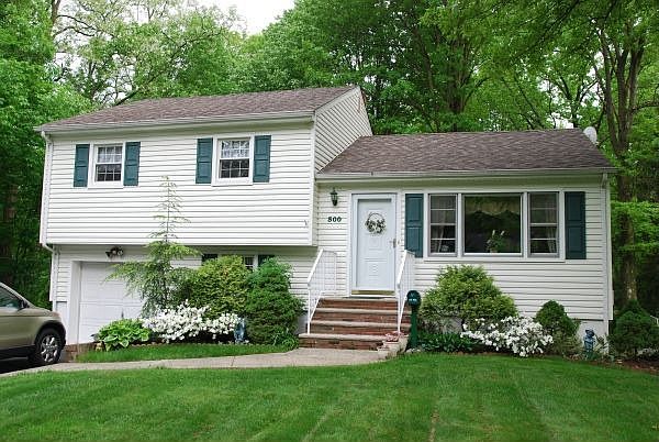 500 North Ave, FAnwood