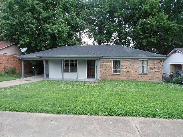 1st image of 126 Champa Ave