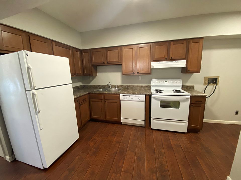 1st image of 1300 Florida St APT 1