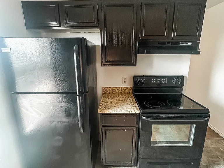 1604 Windward Dr #D — Photo 6